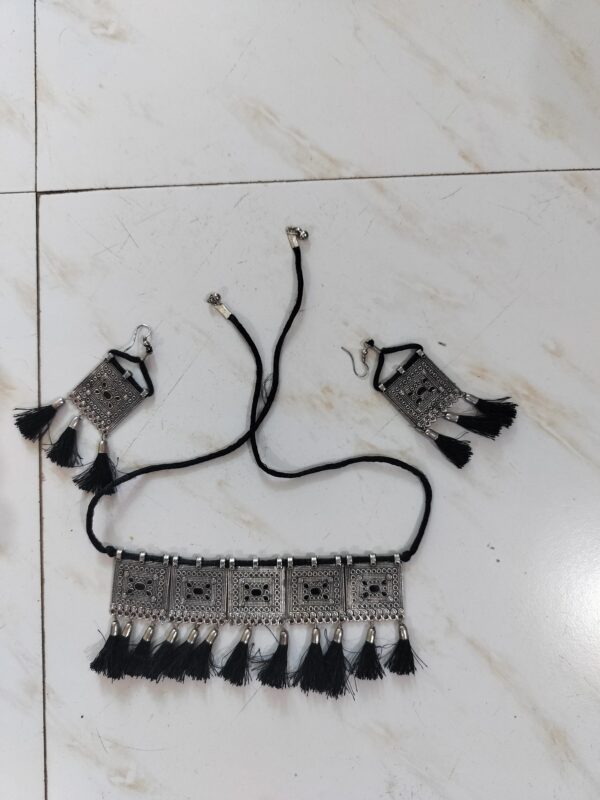 Neckless Set